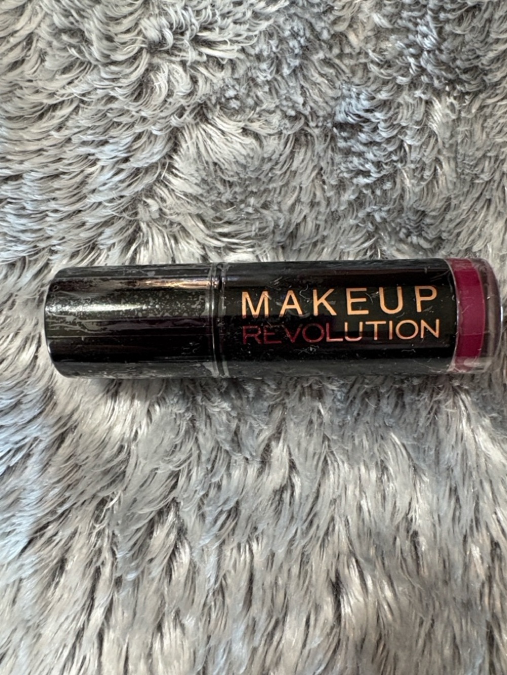 Revolution Makeup Bundle - Picture 13 of 15